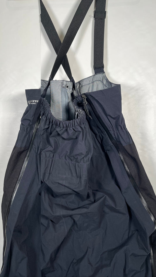 Macpac mns ski bib, size L, $100, MP0016