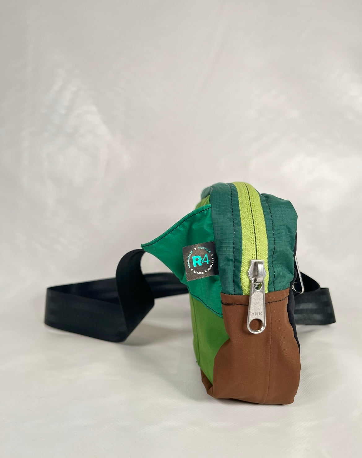 Cram down bum bag CD23