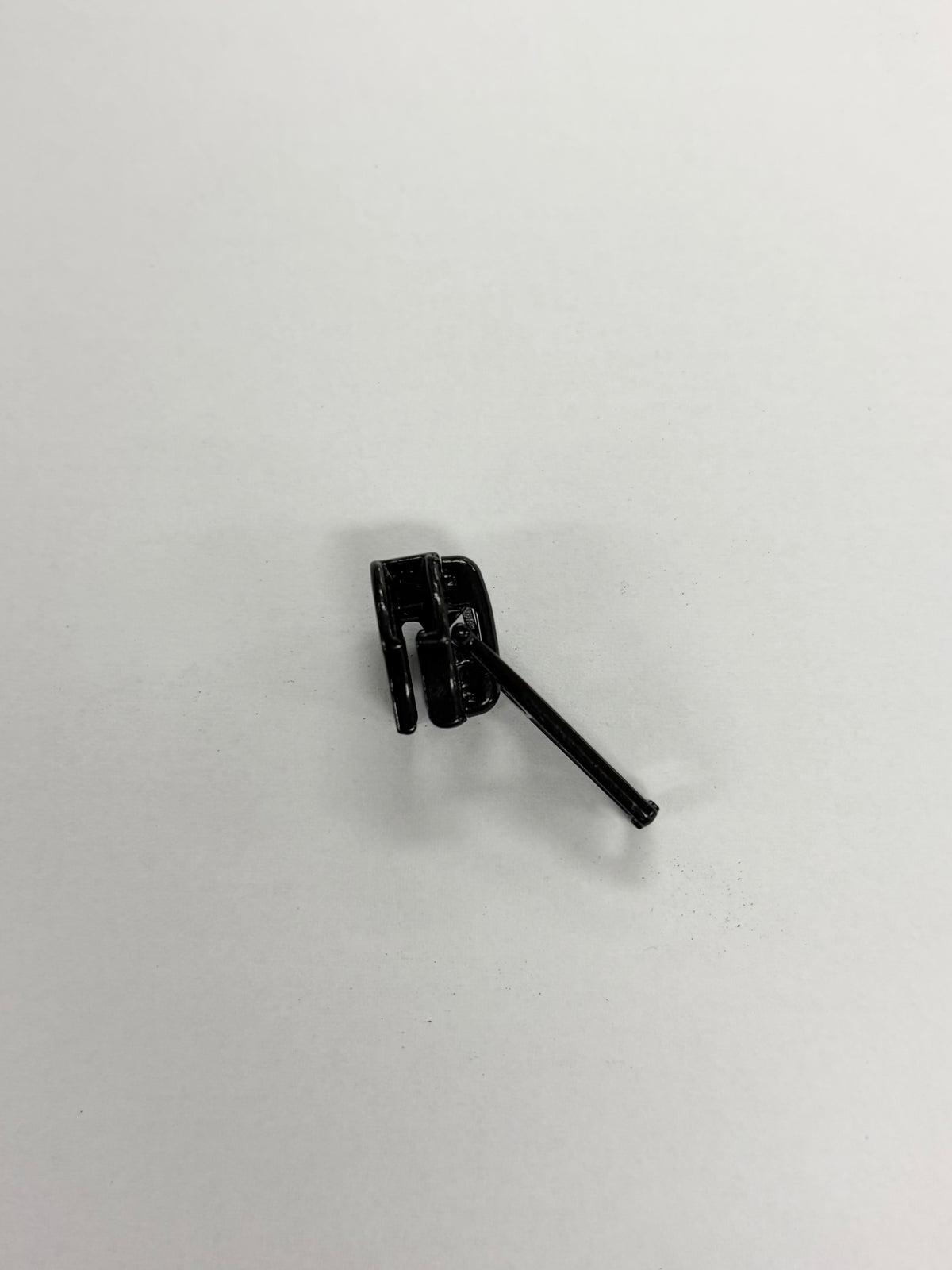 Standard slider for YKK coil zips