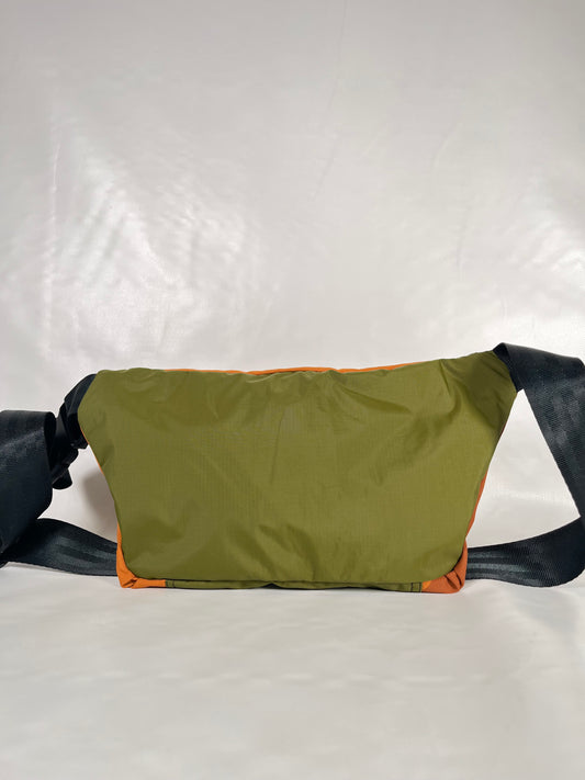 Pack down bum bag CD35
