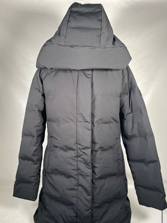 Macpac wmns Narvi coat, size 10, $150, MP0021